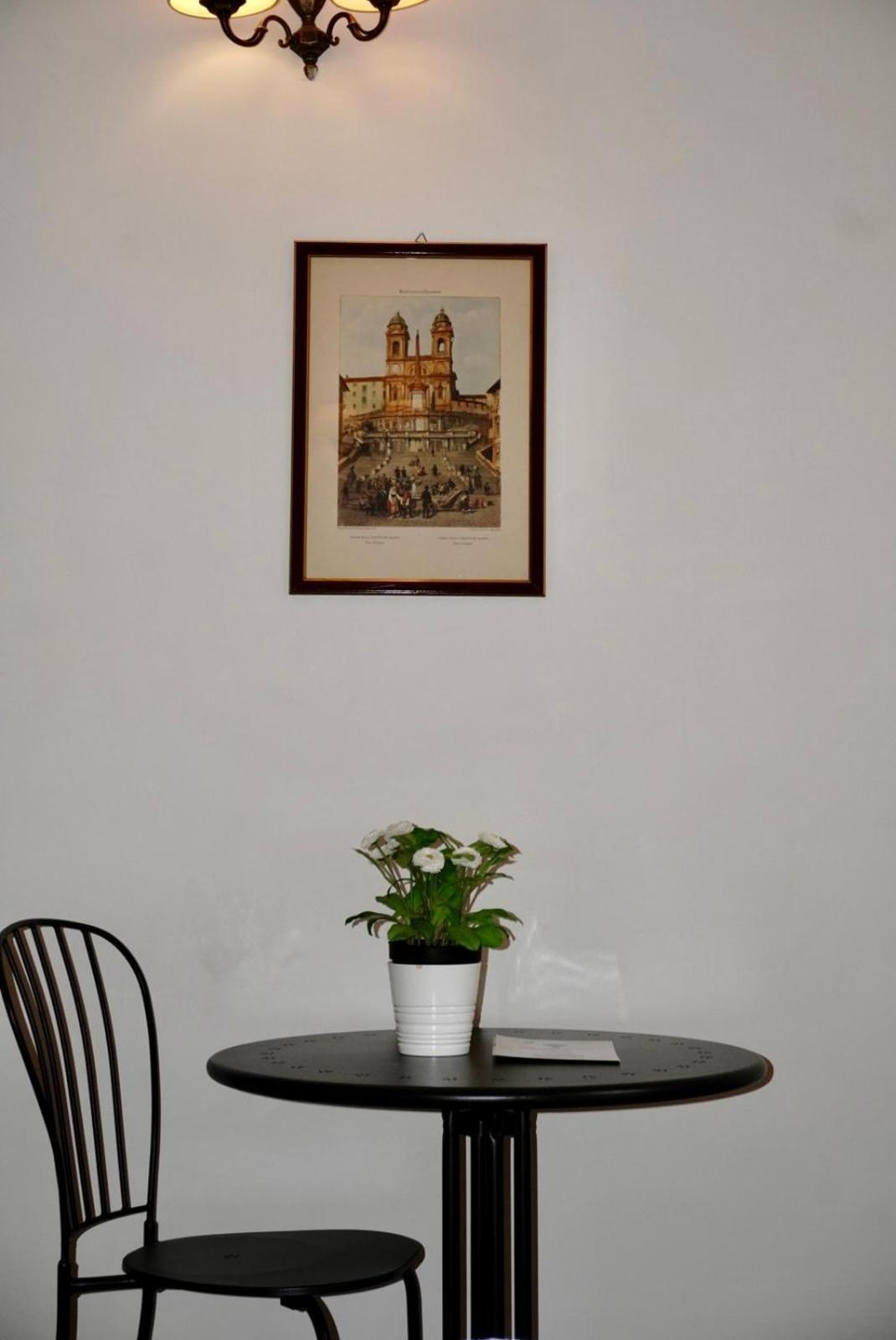 Steps From The Vatican Guesthouse Bagian luar foto